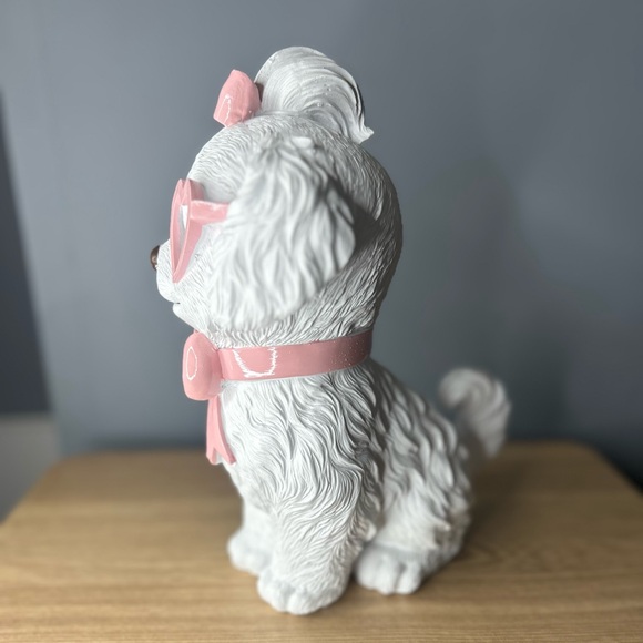 Bella Lux Figurine with Pink Glasses and Bow - Picture 3 of 8